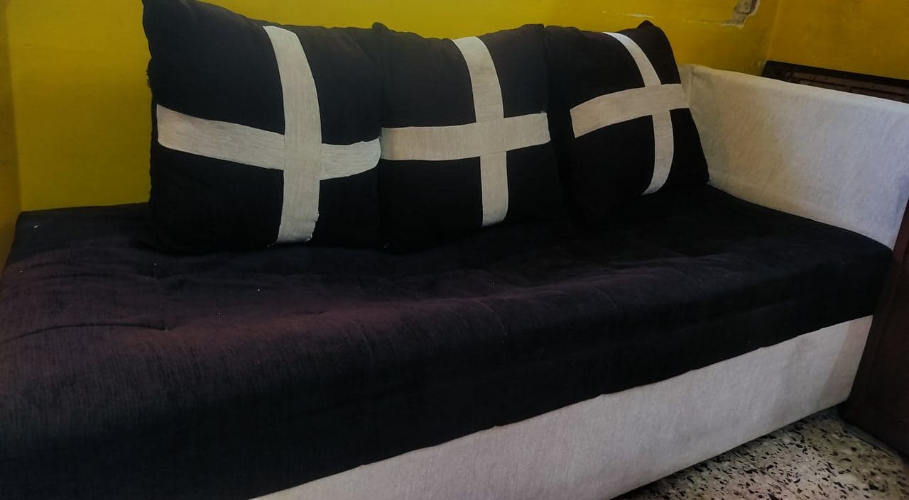 3 seater sofa